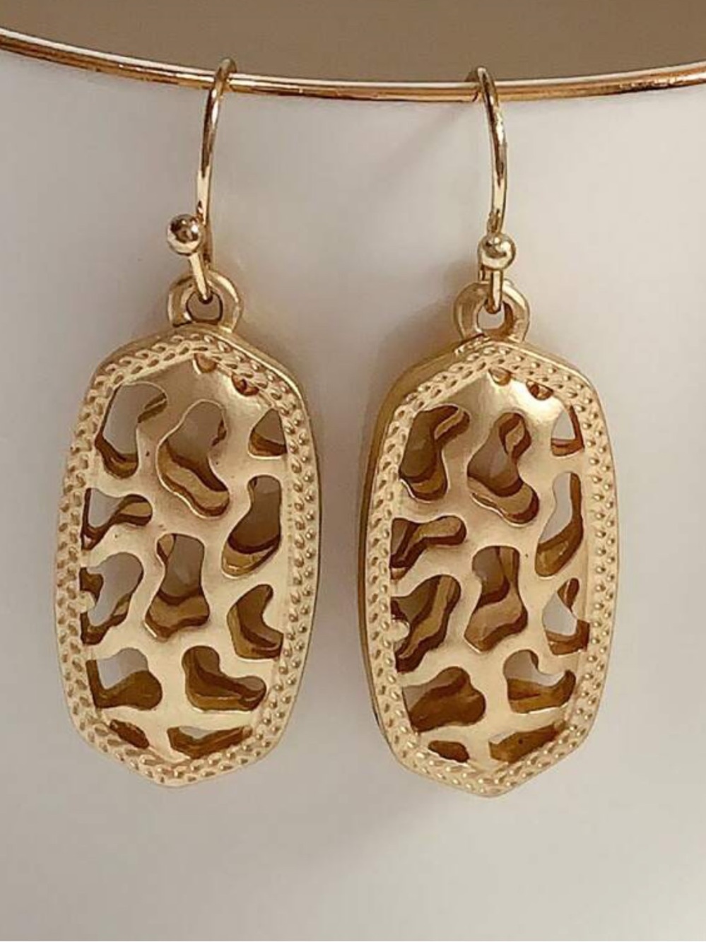 NWOT Gold Leopard Cutout Dangle Earrings